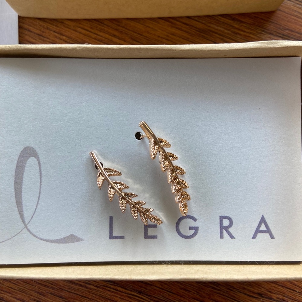 Legra Ear Crawlers